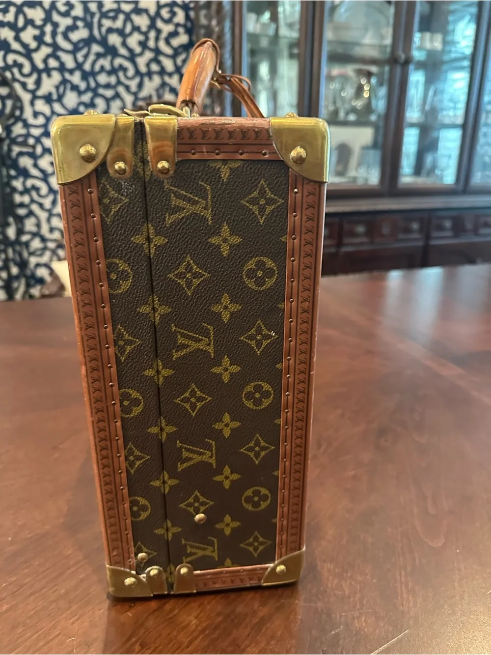 ✨Cotteville 40 ✨ Louis Vuitton Brown Monogram Canvas Trunk Suitcase